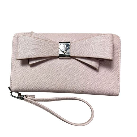 Betsy Johnson Elegant Pink Bow Clutch - Picture 1 of 8